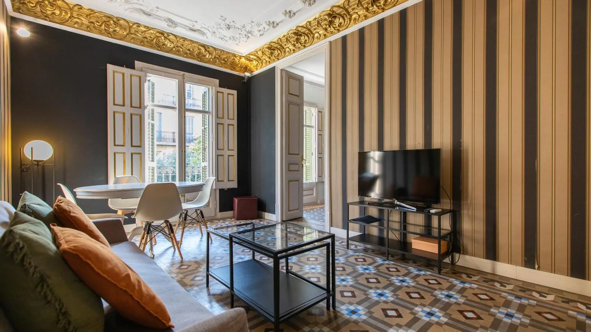 Eg21- Modernist And Elegant Apartment In Bcn City Center 巴塞罗那